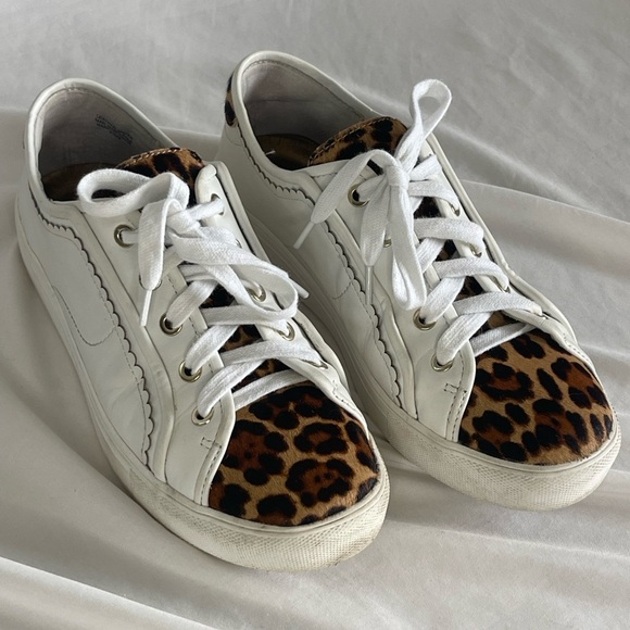 Ann Taylor Savannah Leopard Print Haircalf Leather Sneaker Stitched Size 8.5 - Picture 4 of 12